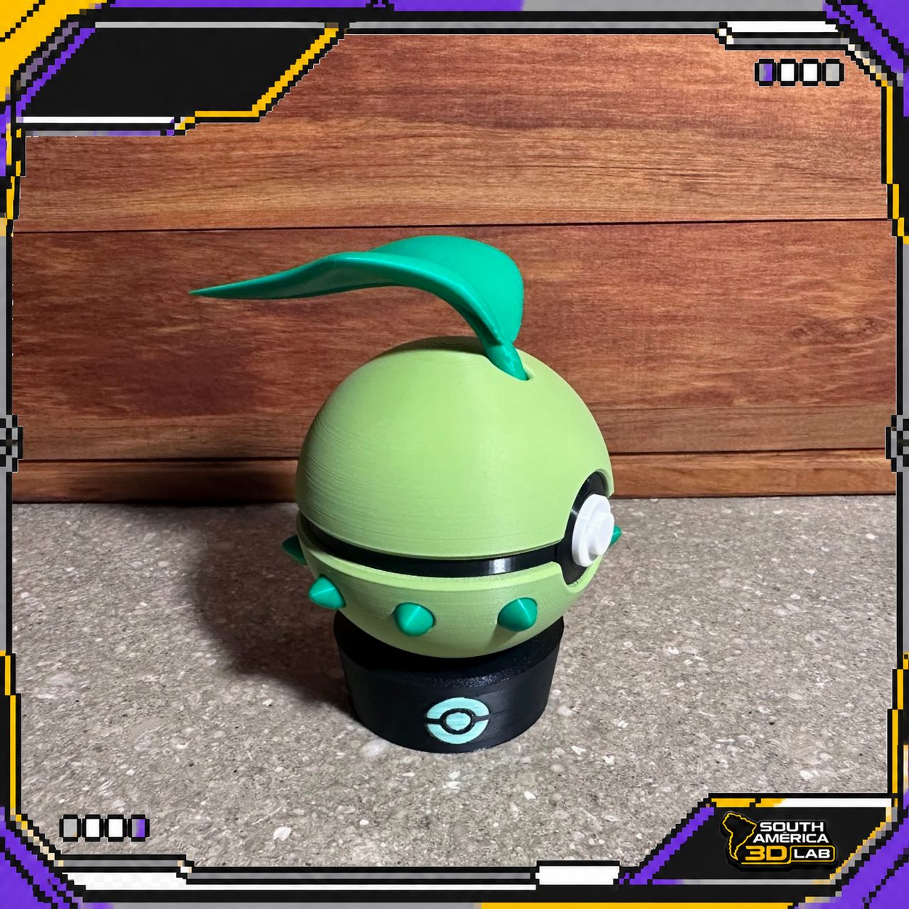 Chikorita Poké Ball, left view