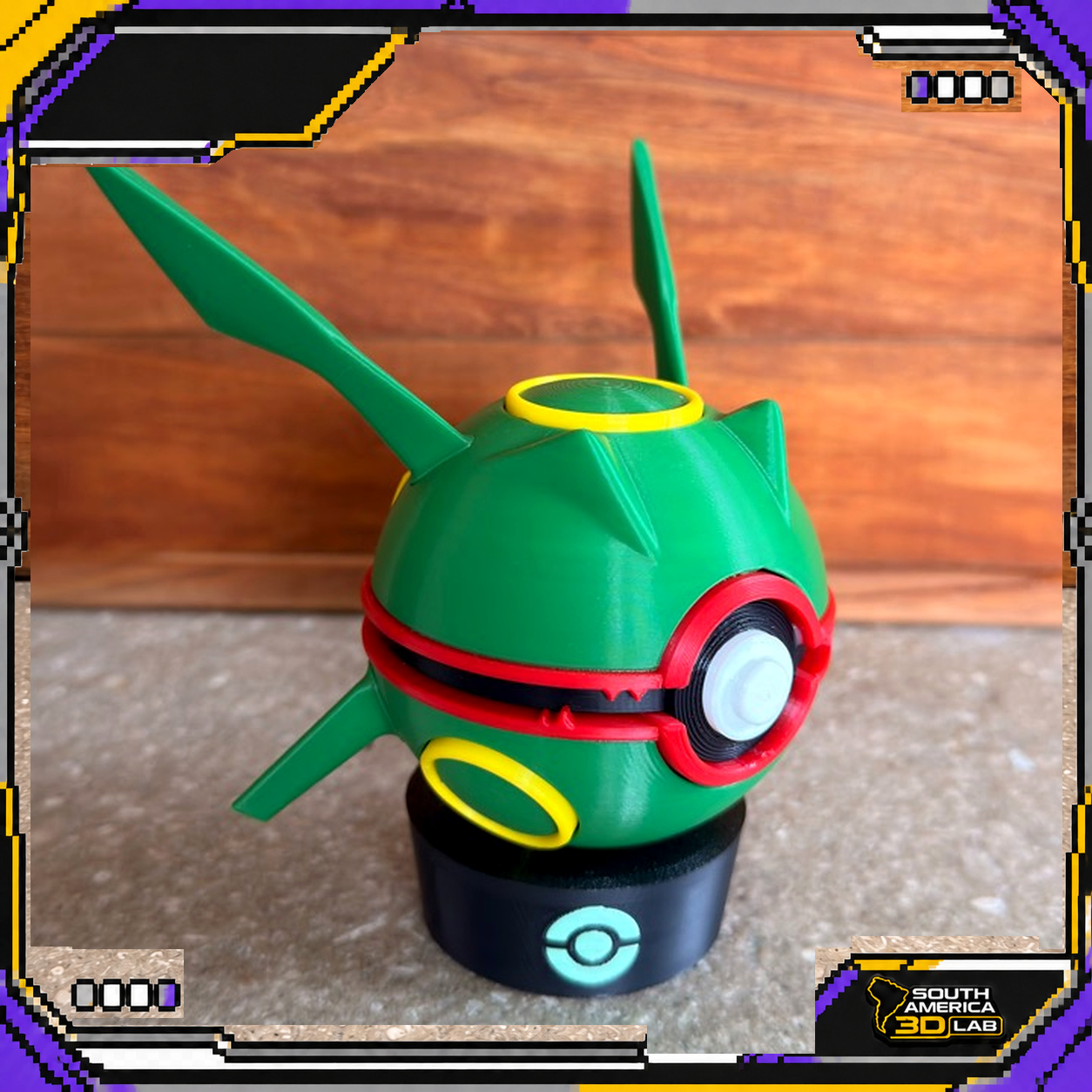Rayquaza Poké Ball, right view